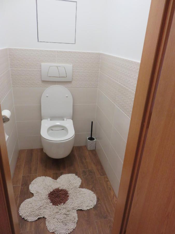 Mymara , Apartman Ivadella Apartment Besenova Luaran gambar